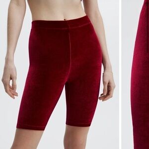 FABLETICS HIGH WAISTED BIKE SHORTS NWT